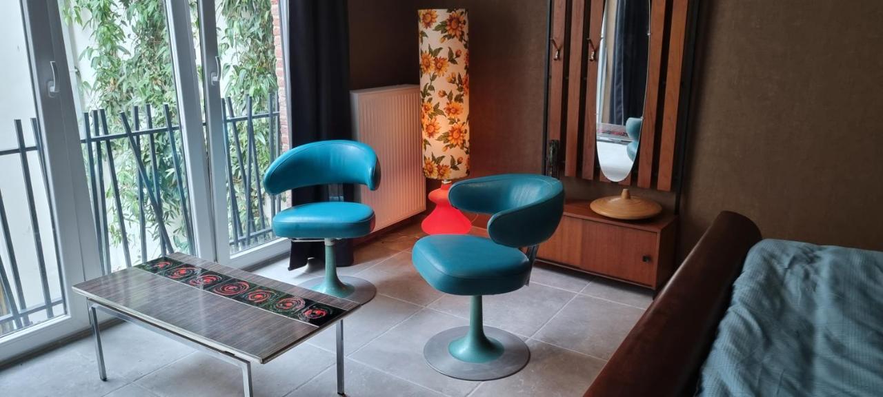 Logies La Chevre Folle - Lodging & Cooking In Style With Shared Kitchen Oostende Dış mekan fotoğraf